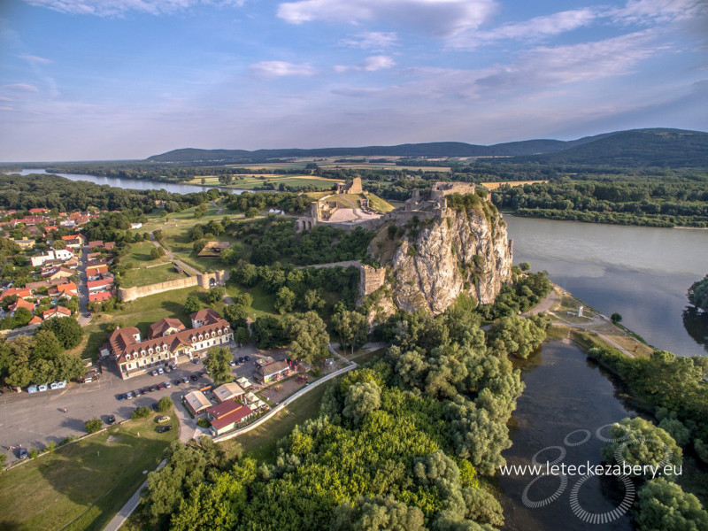 letecké zábery hrad Devín