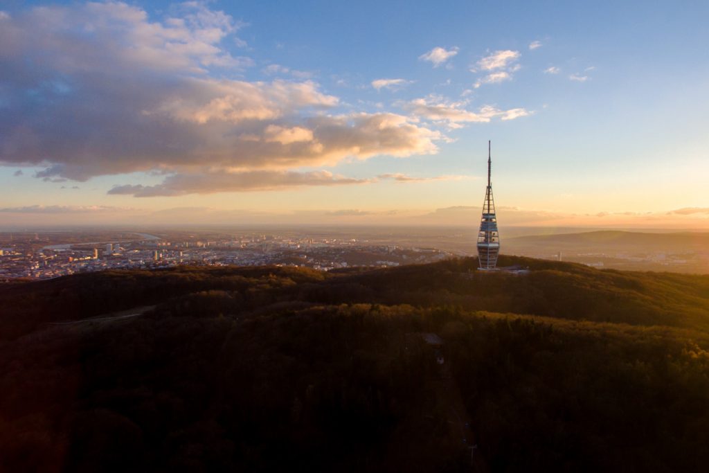 bratislavská kolyba dron