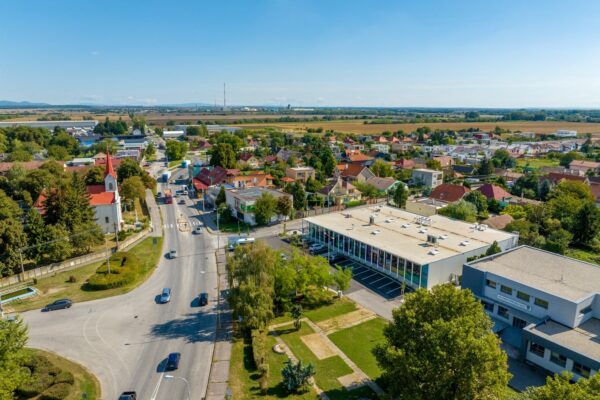 OC Šaľa - Veča z dronu 3